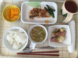食事の配膳支援